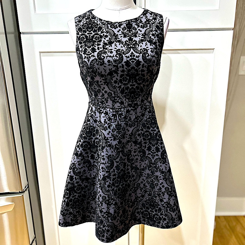 NWOT New Look Pullover Fit And Flare Dress With Velvet Detailing
